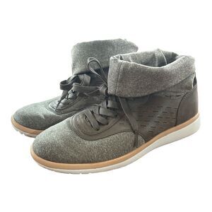 UGG AUSTRALIA Women’s Islay Leather Bootie Size 7.5 Gray Lace High Top Sneakers